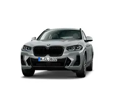 Grau Gebraucht 2024 BMW X4 Efficient Dynamics SUV | 63.395 € (Fairer Preis)