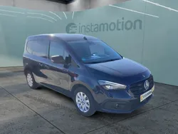 Blau Gebraucht 2023 Mercedes eCitan Kombi | 24.431 €