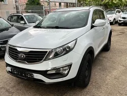 Weiß Gebraucht 2013 Kia Sportage Spirit SUV | 6.999 € (Superpreis)