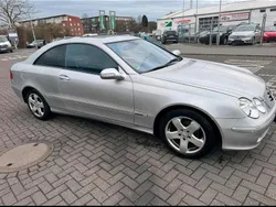 Silber Gebraucht 2003 Mercedes CLK200 Coupé | 2.500 €