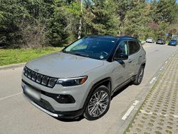 Grau Gebraucht 2022 Jeep Compass Limited SUV | 26.799 €