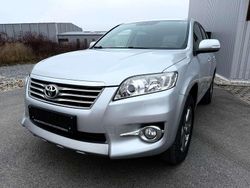 Silver metallic Gebraucht 2012 Toyota RAV4 Travel SUV | 7.980 € (Fairer Preis)