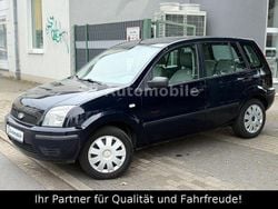 Blau Gebraucht 2005 Ford Fusion Viva X Van / Kleinbus | 2.990 € (Fairer Preis)