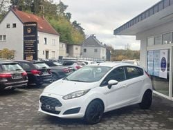 Weiß Gebraucht 2014 Ford Fiesta Trend Limousine | 3.150 € (Fairer Preis)