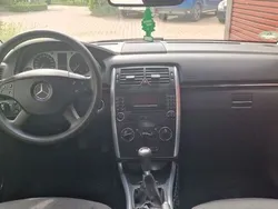 Silber Gebraucht 2008 Mercedes B180 Van / Kleinbus | 4.000 € (Teuer)