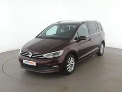 Rot Gebraucht 2018 VW Touran Highline Van / Kleinbus | 25.130 € (Fairer Preis)
