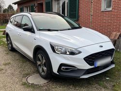 Weiß Gebraucht 2019 Ford Focus Active Kombi | 11.000 € (Guter Preis)
