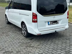 Weiß Gebraucht 2018 Mercedes V250 Edition Van / Kleinbus | 31.990 € (Fairer Preis)