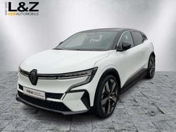 Weiß Gebraucht 2023 Renault Megane E-Tech Techno Limousine | 27.480 € (Guter Preis)