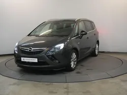 Grau Gebraucht 2016 Opel Zafira Tourer Van / Kleinbus | 9.690 € (Fairer Preis)