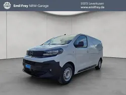 Weiß Neu 2025 Opel Vivaro Van | 30.881 € (Etwas zu teuer)