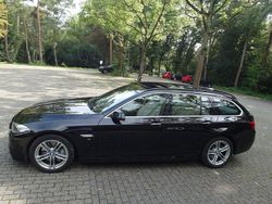 Schwarz Gebraucht 2017 BMW 530 Sport Line Kombi | 25.900 € (Superpreis)