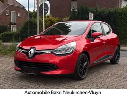 Rot Gebraucht 2015 Renault Clio IV Dynamique Limousine | 8.599 € (Fairer Preis)