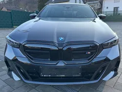 Grau Gebraucht 2025 BMW i5 Performance Limousine | 95.690 €