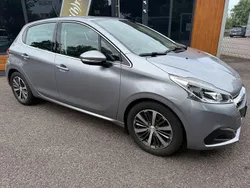 Grau Gebraucht 2019 Peugeot 208 Allure Kleinwagen | 9.800 € (Fairer Preis)