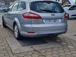 Grau Gebraucht 2009 Ford Mondeo Kombi | 999 €