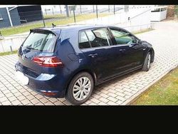 Blau Gebraucht 2016 VW e-Golf Kleinwagen | 10.000 € (Guter Preis)