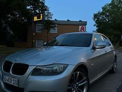 Silber Gebraucht 2011 BMW 325 Limousine | 4.999 € (Fairer Preis)