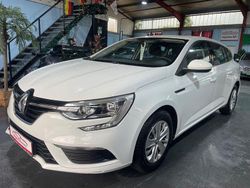 Weiß Gebraucht 2017 Renault Mégane IV Limousine | 7.590 € (Fairer Preis)