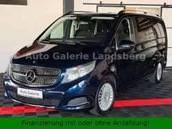 Blau Gebraucht 2016 Mercedes V220 Edition Van / Kleinbus | 30.490 € (Superpreis)