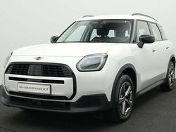 Weiß Gebraucht 2024 Mini Countryman Classic SUV | 35.706 € (Fairer Preis)