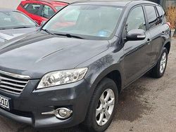 Grau Gebraucht 2010 Toyota RAV4 Life SUV | 9.600 € (Fairer Preis)