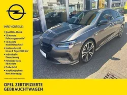 Mondstein grau/e:vulkan grau Gebraucht 2021 Opel Insignia OPC Limousine | 25.990 € (Fairer Preis)