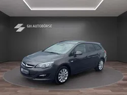 Grau Gebraucht 2015 Opel Astra Style Kombi | 9.350 € (Guter Preis)