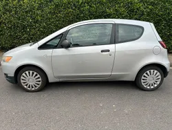 Silber Gebraucht 2009 Mitsubishi Colt Top Kleinwagen | 1.950 € (Fairer Preis)