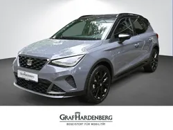 Grau Neu 2025 Seat Arona Black Edition SUV | 36.680 €