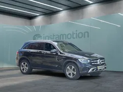 Schwarz Gebraucht 2022 Mercedes GLC300e SUV | 35.600 € (Fairer Preis)