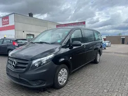 Schwarz Gebraucht 2017 Mercedes Vito Van / Kleinbus | 10.999 €