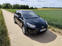 Schwarz Gebraucht 2014 Hyundai i20 Edition Kleinwagen | 3.490 € (Superpreis)