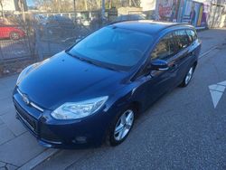 Blau Gebraucht 2013 Ford Focus Kombi | 5.490 € (Fairer Preis)