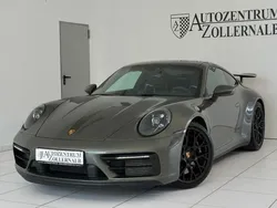 Porsche 911 Carrera GTS