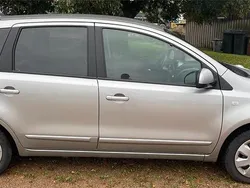 Silber Gebraucht 2008 Nissan Note Acenta Van / Kleinbus | 3.880 € (Fairer Preis)