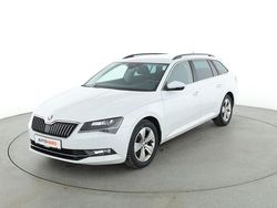 Weiß Gebraucht 2018 Skoda Superb Ambition Kombi | 19.390 € (Fairer Preis)