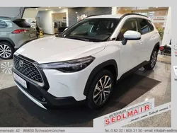 Schneeweiß Neu 2025 Toyota Corolla Cross Style SUV | 31.850 € (Superpreis)