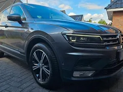 Grau Gebraucht 2017 VW Tiguan Sound SUV | 17.450 € (Fairer Preis)