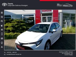 Schneeweiß Gebraucht 2021 Toyota Corolla Comfort Limousine | 22.890 € (Fairer Preis)