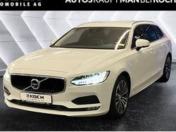 Weiß Gebraucht 2019 Volvo V90 Momentum Kombi | 31.900 € (Etwas zu teuer)