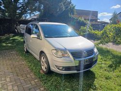 Silber Gebraucht 2008 VW Touran United Van / Kleinbus | 1.900 € (Superpreis)