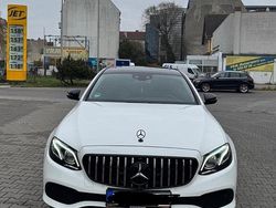 Weiß Gebraucht 2017 Mercedes E350 Avantgarde Limousine | 19.900 € (Fairer Preis)
