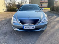 Grau Gebraucht 2009 Mercedes S320 Limousine | 8.000 €
