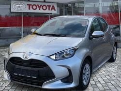 Silber Gebraucht 2022 Toyota Yaris Comfort Limousine | 15.990 € (Guter Preis)