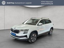Weiß Gebraucht 2022 Skoda Karoq Tour SUV | 24.890 € (Guter Preis)