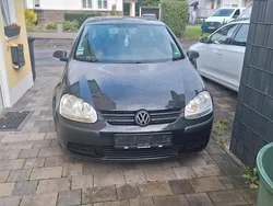Schwarz Gebraucht 2007 VW Golf V Kleinwagen | 1.799 € (Guter Preis)