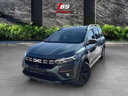 Zedergrün Gebraucht 2024 Dacia Jogger Extreme Van / Kleinbus | 22.987 € (Fairer Preis)