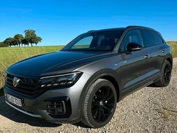 Grau Gebraucht 2019 VW Touareg R-line SUV | 47.299 € (Teuer)