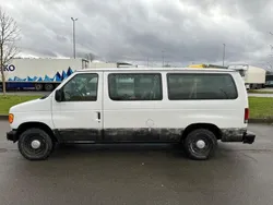 Weiß Gebraucht 2004 Ford Econoline Van | 8.980 €